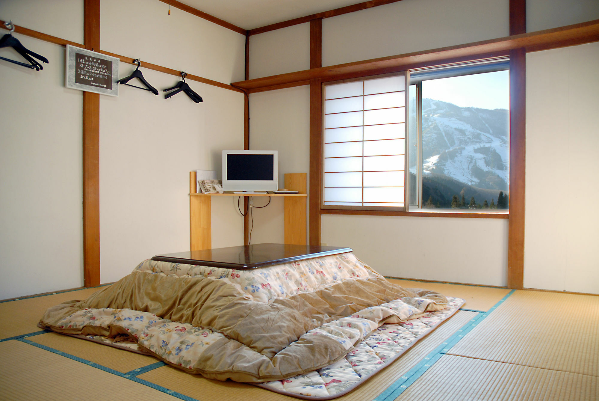 Family House Akashiya Hotel Yuzawa  Exterior photo